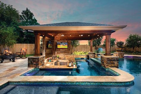 Pool And Outdoor Kitchen Ideas, Moderne Pools, Patio Entertaining, Dream Backyard Pool, Pool House Designs, Piscina Interior, Pool House Plans, Backyard Pavilion, Backyard Bar