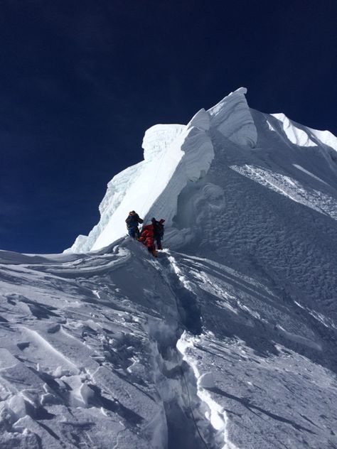 Burke-Khang summit ridge Cho Oyu, Monte Everest, Mt Everest, High Altitude, Trip Itinerary, Local Travel, Tour Packages, Mountaineering, Travel Agency