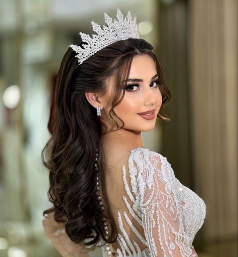 Crown Hairstyles Short Hair, Wedding Hairdo With Crown, Wedding Hairstyles For Bride With Crown, Rambut Pengantin Wedding Hairstyles, Hairstyles For Crowns, Hair Crown Hairstyles, Bridal Hairstyle With Crown, Bridal Tiara Hairstyles, Wedding Hair With Crown And Veil