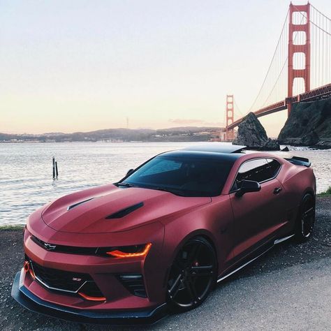 Red Chevrolet, Super Photo, Carros Bmw, Camaro Car, Car Things, Top Luxury Cars, Pimped Out Cars, Lux Cars, Camaro Zl1