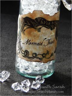 Harry Potter Diy Christmas, Harry Potter Potions Diy, Potion Bottles Diy, Diy Potions, Harry Potter Potion Bottles, Harry Potter Weihnachten, Harry Potter Christmas Decorations, Harry Potter Christmas Tree, Bottles Diy