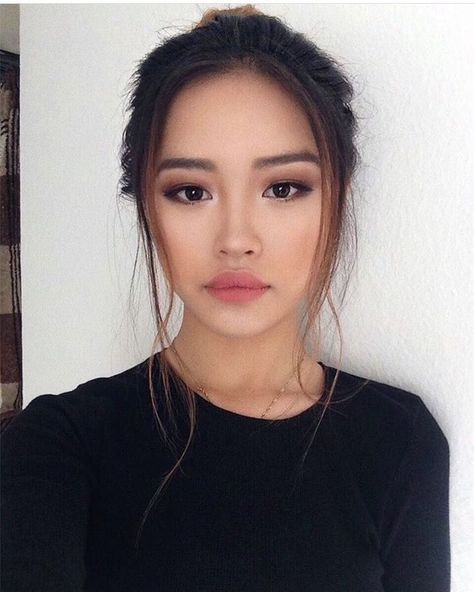 simple makeup #beauty Trucco Smokey Eye, Natural Makeup For Blondes, Natural Summer Makeup, Smink Inspiration, Beauty Make-up, Pinterest Makeup, Asian Eye Makeup, Make Up Looks, Asian Makeup