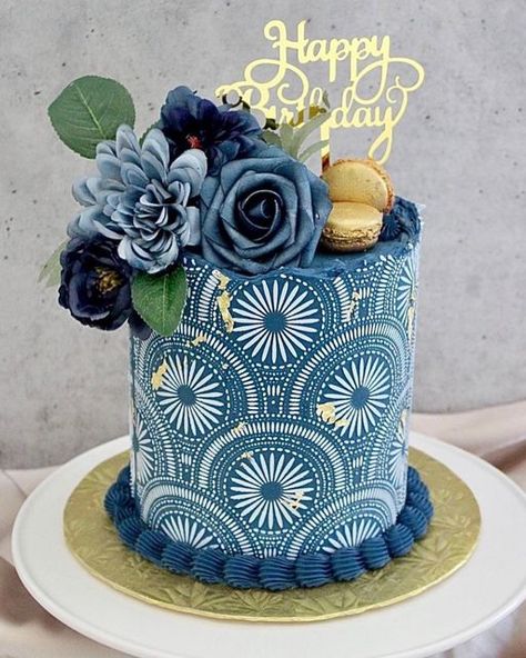 Lacupella™ Design on Instagram: "The color theme of this cake is 💯 Perfect stenciling as well. By @madzbakery with RAYES stencil. . . #cakes #cakestencil #cakedesign #cakeinspo #cakeinspiration #lacupella #lacupelladesign #buttercreamcake #cakestrend #caketrends #birthdaycakeideas #weddingcakes #cakes #stenciling" Glamour Cake, Stencil Cake, Indian Cake, Toy Story Party Decorations, Cake Design Inspiration, Cake Lemon, Traditional Wedding Cakes, Cake Decorating Piping, Buttercream Cakes