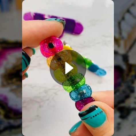 Crafts With Resin, Taylor Swift Diy, Snapchat Video, Diy Resin Projects, Taylor Swift Eras Tour, Taylor Swift Eras, Ooey Gooey, Resin Projects, Diy Resin