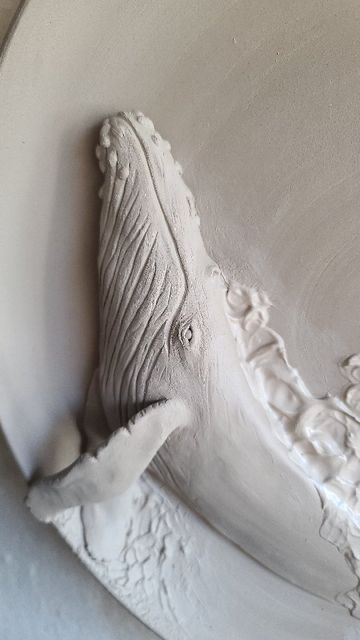 Ocean Sculpture, Drywall Art, Whale Wall Art, Sea Sculpture, Relief Carving, Sculpture Art Clay, Plaster Sculpture, Art Process, Clay Wall Art