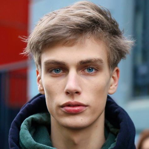 Marc Schulze, Blonde Boys, Blonde Guys, White Boys, Mens Hairstyles, Hair Inspiration, A Place, Hair Cuts, Blonde