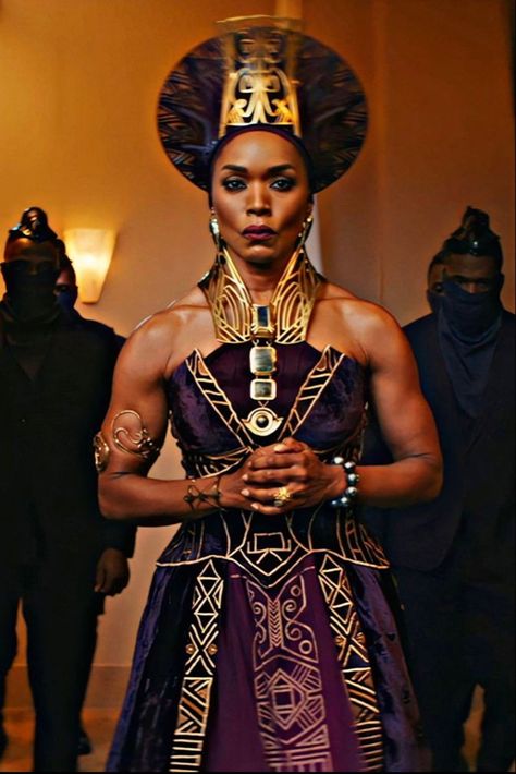 Queen Ramonda Outfits, Wakanda Outfit Women, Queen Ramonda, Shuri Black Panther, Black Joy, Black Panther Wakanda Forever, Black Panther Wakanda, African Theme, Black Royalty