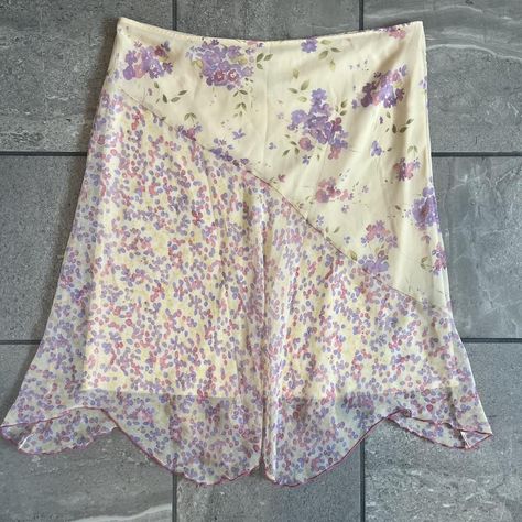 Y2k 90s floral asymmetrical midi skirt !... - Depop 90s Floral Skirt, Shifting Closet, Manifesting Board, Asymmetrical Midi Skirt, Estilo Swag, Doll Closet, Dress Book, Y2k Skirt, Pink Teddy Bear