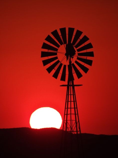 Valentine nebraska Sandhills sunset. #AviationCocktail #Nebraska Sandhills Nebraska, Nebraska Landscape, Windmill Pictures, Nebraska Scenery, Valentine Nebraska, Nebraska Sandhills, Dance Film, Windmill Water, Old Windmills