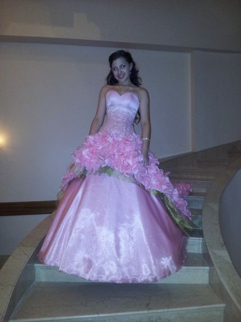 2000s Quinceanera, Bling Dresses, Bling Dress, Quince Dress, Formal Dance, Quinceanera, Sweet 16, Satin Dresses, Prom Dress