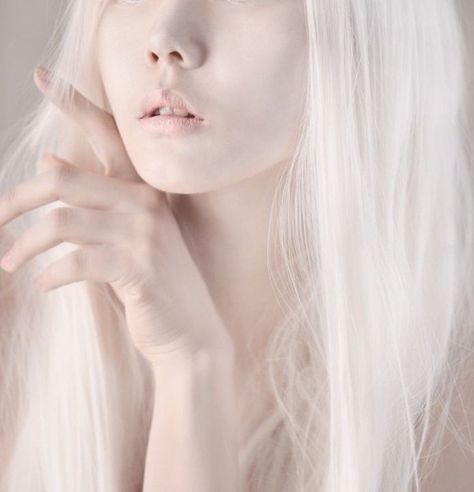 albino character White Witch, White Lotus, Cartoon Styles, Pretty People, Character Design, Hair, White