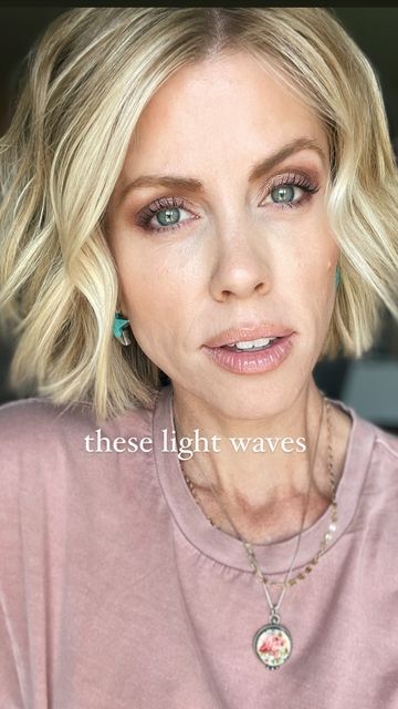 Bent Waves Short Hair, Loose Waves Bob Hair, How To Do Beach Waves For Short Hair Wavy Bobs, How To Do Soft Waves On Short Hair, How To Curl Chin Length Bob, Jocelyn Mcclellan Hair 2023, Short Hair Waves Styles, Short Hair Soft Curls, Short Hair Loose Curls