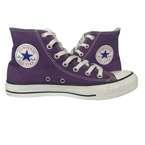 Vintage Converse Chuck 70 Hi High Top Nightshade Purple Violet Canvas Unisex Sneakers Euc Size 6(M), 8 (W) Size Guide: Men's 6 - Women's 8 Length 8 5/8” 100% Authentic! More Cushioning, Tougher Canvas, Same Versatility. The Chuck 70 Hightop Is Built Off Of The Original 1970s Design, With Premium Materials And An Extraordinary Attention To Detail, With Added An Extra Cushy Insole For Arch Support And Stability. Canvas Upper Is Lightweight And Durable. The Timeless Silhouette You Know And Love. Ru Converse Shoes Purple, Purple Core Outfit, Purple Shoes Aesthetic, Dark Purple Converse, Purple Converse Outfit, Violet Converse, Purple Converse High Tops, Converse Colors, Converse Hightops