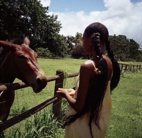 Dark Farmer Aesthetic, Happy People Aesthetic, Wild Woman Aesthetic, Black Cowgirl Aesthetic, Southern Belle Aesthetic, Southern Aesthetic, Foto Cowgirl, Americana Aesthetic, Black Cowgirl