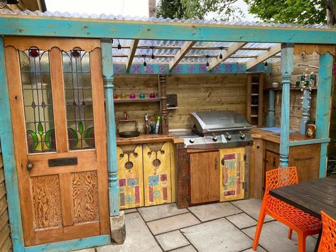 Off The Grid Outdoor Kitchen, Tiny Home Outdoor Kitchen, Bohemian Outdoor Kitchen, Rustic Outdoor Kitchen On A Budget, Outdoor Laundry Rooms Shed, Off Grid Outdoor Kitchen, Outdoor Kitchen Rustic, Outdoor Canning Kitchen, Off Grid Kitchen