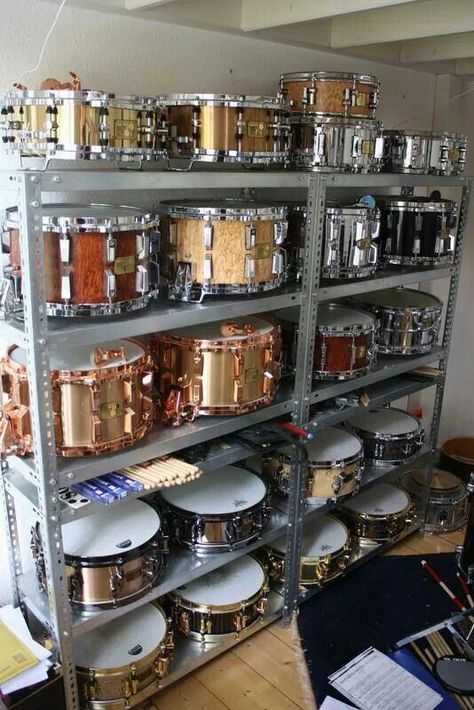 Nice Collection Marching Band Percussion, Music Room Organization, Band Rooms, Drum Lessons For Kids, Drum Craft, Drums Studio, Drum Cases, Trailer Organization, Band Room