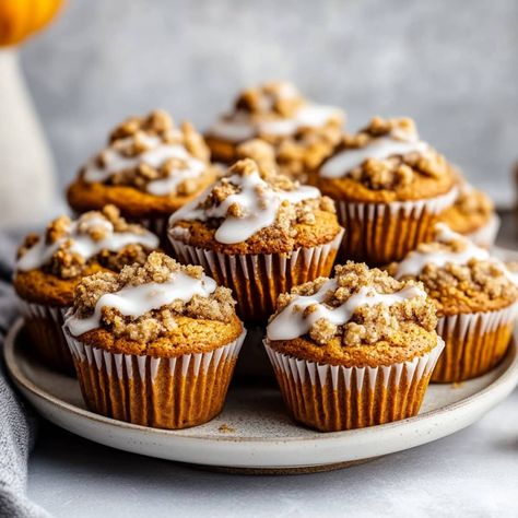 Creamy Pumpkin Soup Recipe, Pumpkin Streusel, Chicken Fried Rice Easy, Pumpkin Streusel Muffins, Streusel Muffins, Good Recipes, Muffin Streusel, Ranch Recipe, Cream Cheese Muffins