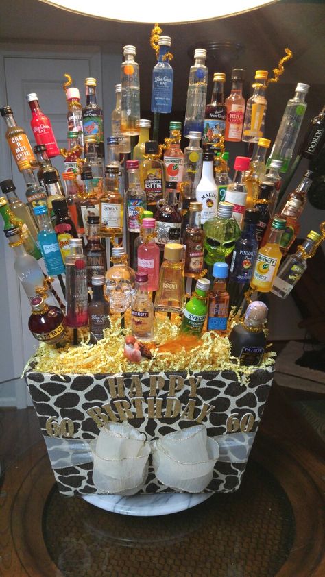 60 bottles for 60 years! Happy Birthday! Cheers! Liquor Bouquet, Happy Birthday Cheers, Pretty Alcoholic Drinks, Liquor Gifts, Birthday Basket, Alcohol Party, Funny Birthday Cakes, Birthday Cheers, Hoco Proposals Ideas