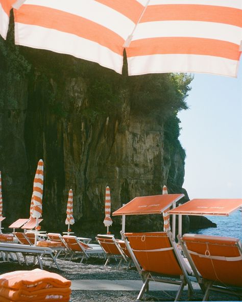 at lassssst, the rest of the europe trip film scans are in my possession 🥹 film scan day is the BEST DAY. these are some of my favorites from the amalfi coast and @arienzobeachclubpositano positano | 35 mm | canon film camera | amalfi beach club #35mm #35mmfilm #positano #visitpositano #amalficoast #queertravel #lgbtqtravel #positanobeachclub Canon Film Camera, Amalfi Beach, Positano Beach, The Europe, The Amalfi Coast, Europe Trip, The Best Day, Positano, 35mm Film