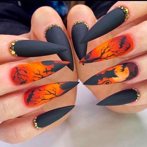 Halloween Acrylic, Cute Halloween Nails, Halloween Acrylic Nails, Manicure Nail Designs, Halloween Cans, Halloween Recipe, Wallpaper Halloween, Nails For Kids, Aesthetic Halloween