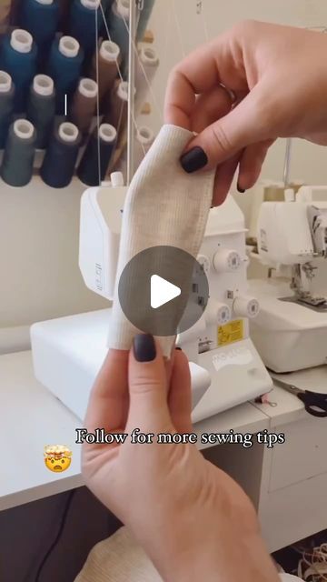 How To Sew Cuffs On Sleeves, Easy Serger Projects, Haute Couture Sewing Techniques, Fun Sewing Projects For Beginners, Pattern Dress Sewing Tutorials, How To Sew For Beginners, Sewing Hacks Alterations, Sewing Times, Serger Projects