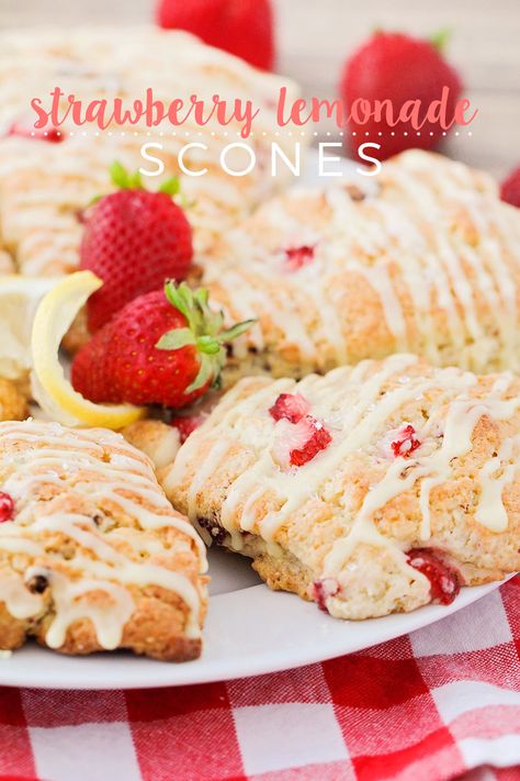 Strawberry Lemonade Scones | The Baker Upstairs | these taste just like your favorite summertime treat! Delicious strawberry and lemon flavor packed into light and tender scones. Strawberry Lemon Scones, Lemonade Scones, Lemon Scones Recipe, Spring Breakfast, Strawberry Scones, Lemon Scones, Scone Recipes, Lemon Glaze, Strawberry Lemon