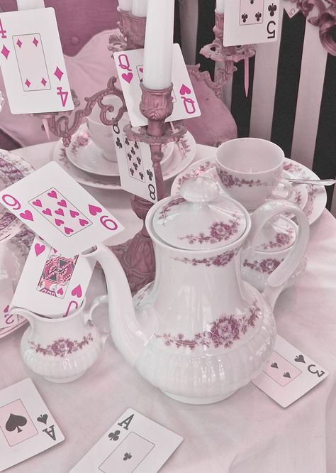 teapot ♠️ cafe ♥️ pink ♣️ disney♦️ Pink Wonderland Aesthetic, Pink Alice In Wonderland Aesthetic, Matilda Aesthetic, Hatter Aesthetic, Pink Alice In Wonderland, Alice In Wonderland Photography, Alice In Wonderland Food, Oc Lore, Pink Wonderland