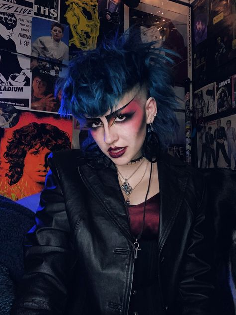 80s Goth Hairstyles, 80s Drag Queens, Tradgoth Hair, Tradgoth Makeup 80s, Classic Goth Makeup, New Wave Hairstyles, Deathrocker Makeup, 80s Punk Rock Makeup, 80s New Wave Makeup