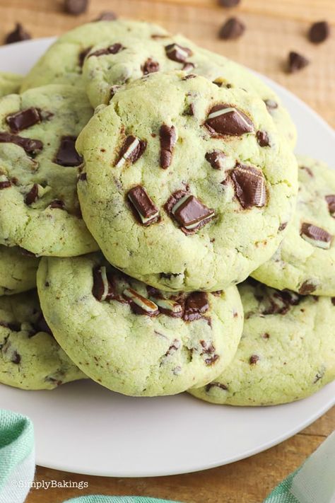 Mint Chip Cookies, Grasshopper Cookies, Andes Mint Cookies, Andes Mints, Mint Chocolate Chip Cookies, Cookie Cookbook, Best Christmas Cookie Recipe, Andes Mint, Mint Chocolate Chip