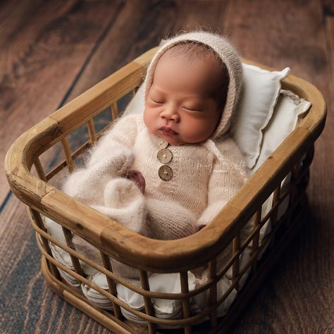 Neutrals. Neutrals. Neutrals. 🤍🤎🤍🤎🤍 Do you prefer neutrals or more color for your photos? Photos taken by DFW’s favorite luxury newborn photographer Morgan Elizabeth at our studio in Frisco, TX. Now booking newborn sessions through January 2025. We only take a certain number of due dates per month to allow for adjustments when baby arrives and give the best experience to our clients. I recommend booking your session in your second trimester, but no later than 20 weeks to guarantee a spot... Neutral Photoshoot, Morgan Elizabeth, 20 Weeks, Second Trimester, Now Booking, Newborn Baby Photography, Newborn Session, Newborn Photos, Newborn Photographer