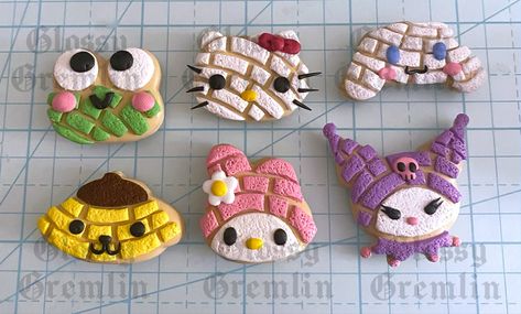 Handmade polymer clay charms Sanrio Things, Pastel Cupcakes, Clay Inspo, Kawaii Dessert, Themed Cookies, Kitty Items, Food Party, Cute Snacks, Cute Food Art