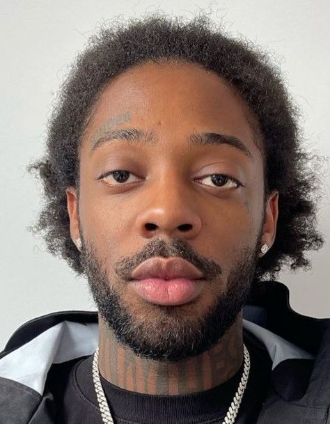 Waves Hairstyle Men, Baby Brent, Christopher Wood, Brent Faiyaz, Black Men Beards, Man Bun, Tyler The Creator, Instagrammer