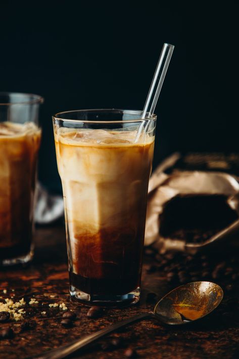 Iced Brown Sugar Oat Milk Shaken Espresso Latte - Liv B. Shaken Espresso Recipe, Oat Milk Shaken Espresso, Espresso Recipe, Coffee Creations, Iced Coffee Recipes, Shaken Espresso, Nespresso Recipes, How To Make Ice Coffee, Brown Sugar Syrup