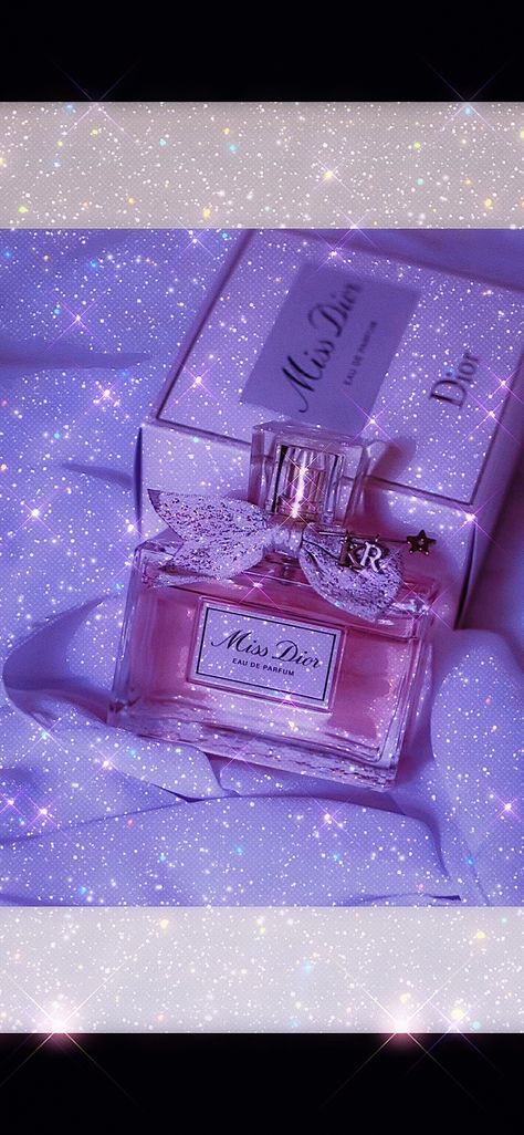 #Dior #Vibes #sparkles #asthetic #instagram #wallpaper #purple #BTS Purple Wallpaper Girly, Purple Aesthetic Dior, Dior Purple Aesthetic, Asthetic Cartoons Profile Picture, Purple Girly Things, Dior Vibes, Y2k Baddie Aesthetic, Dior Wallpaper, Closet Idea