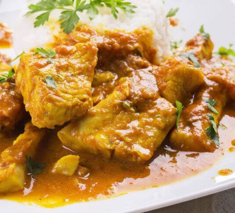 Heart Healthy Recipes Dinner, Curry Fish, Guyanese Recipes, Peanut Butter Chicken, Hotdish Recipes, Trinidad Recipes, Curry Recipes Easy, Jamaican Curry, Fish Curry Recipe