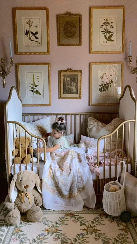 Dreamy Girls Bedroom, French Nursery, Girl Nursery Room, Nursery Room Design, Baby Room Inspiration, Dream Nurseries, Nursery Room Inspiration, Casa Vintage, Nursery Inspo