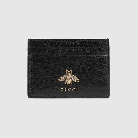 Shop the Black Leather Animalier Card Case at GUCCI.COM. Enjoy Free Shipping and Complimentary Gift Wrapping. Gucci Belt Sizes, Gucci Store, Gucci Gifts, Bee Cards, Simple Leather, Card Case Wallet, Leather Card Case, Gucci Leather, Timeless Accessories