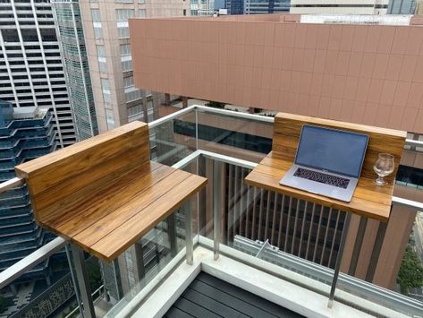 Outdoor Hanging Top ZAC_2 copie Balcony Desk Ideas, Balcony Desk, Modern Bar Table, Home Interior Accessories, Balcony Bar, Small Balcony Design, Balcony Furniture, Small Balcony Decor, Apartment Balcony Decorating