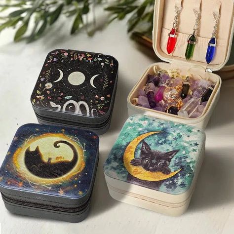 Crystal Storage Ideas, Literature Gifts, Moon Black, Gift Boxes For Women, The Black Cat, Bookclub Gifts, Personalized Bookmarks, Crystal Box, Crystals Jewelry