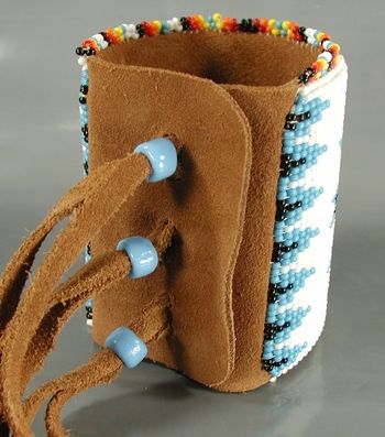 Authentic Native American beaded leather cuff by Lakota artist Alan Monroe Beading Patterns Free Tutorials, Beading Native, Loom Beading Patterns, Bead Loom Kits, Quill Work, Native Designs, Native American Beadwork Patterns, Seed Beads Earrings, Beading Designs