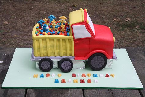 Dump Truck Cake by rabbitbabygirl888 (Claudia C.), via Flickr Dump Truck Birthday Cake, Dump Truck Cakes, Truck Birthday Cakes, Construction Cake, Truck Cake, Truck Cakes, 2 Birthday Cake, Boy Birthday Cake, Novelty Cakes