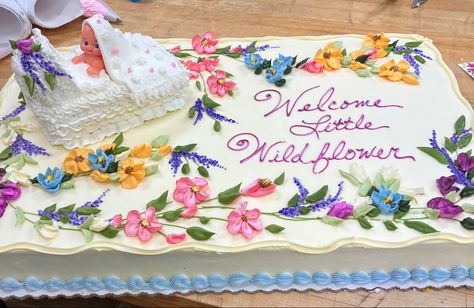 Wildflower Sheet Cake Ideas, Wild Flower Baby Shower Cake, Boho Sheet Cake, Wildflower Sheet Cake, Wildflower Cake Ideas, Wildflower Baby Shower Cake, Cake With Wild Flowers, Baby In Bloom Cake Ideas, Sheet Cake With Flowers