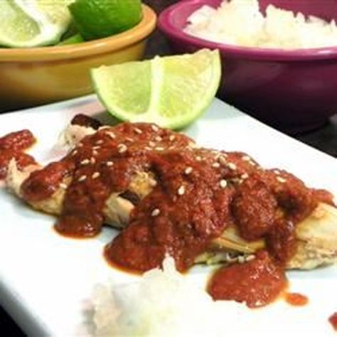 Turkey Mole Poblano Turkey Mole Recipe, Poblano Sauce, Mole Recipe, Mole Poblano, Chicken Mole, Mole Sauce, Turkey Broth, Hot Chocolate Drinks, Mexican Chocolate