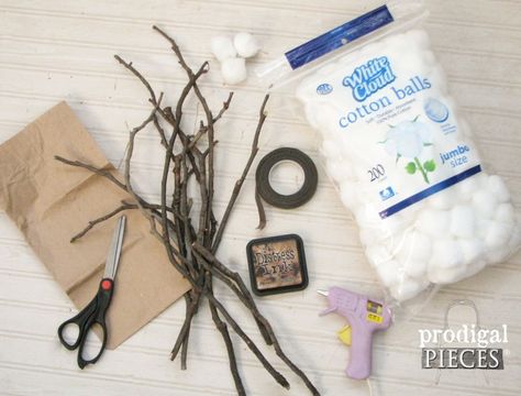 Materials for Cotton Branches by Prodigal Pieces | prodigalpieces.com Cotton Arrangements, Easter Mason Jars, Cotton Branches, Branches Diy, Toppers Diy, Cotton Decor, Cotton Boll, Farmhouse Look, Fall Crafts Diy