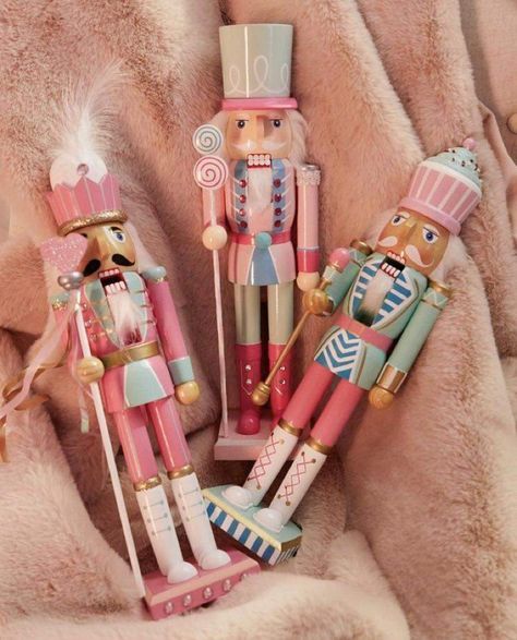 Pastel Christmas Tree, Nutcracker Christmas Decorations, Pastel Christmas, Pink Xmas, Preppy Christmas, Pink Christmas Decorations, Christmas Inspo, Christmas Room, Sugar Rush