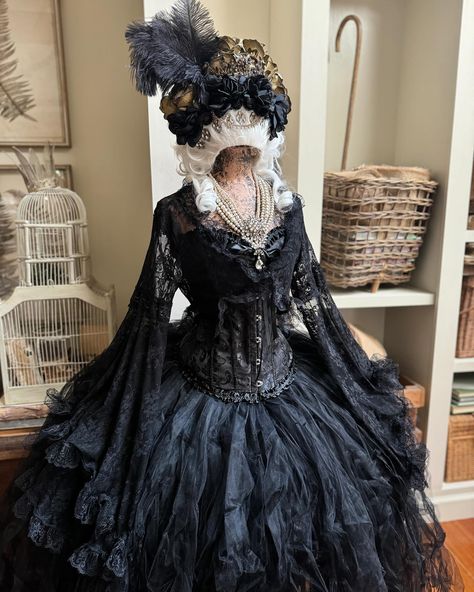 Light or dark? Which style is your favorite? #baroque #rocococore #rococo #victorianfashion #embellish #embellished #embellishedbrocante #corset #oneofakind #handmade #halloweencostume #halloween #halloweendecor #vintagedressform #dressform #dressform #wig #marieantoinette #shabbystyle #costume #dressup #neutral #neutralstyle #webshop #frenchdecor #frenchstyle #frenchinspired #layers #royal #queen #brocante Gothic Rococo, Rococo Aesthetic, Vintage Dress Form, Aesthetic Goth, Shabby Style, Royal Queen, French Decor, Neutral Fashion, French Inspired