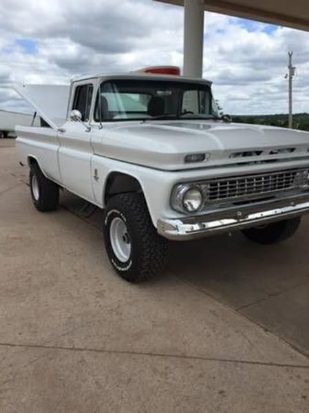 1963 Chevy Truck, 72 Chevy Truck, Old Pickup, Old Pickup Trucks, Farm Trucks, Gmc Truck, Big Car, Chevy Truck, 4x4 Trucks