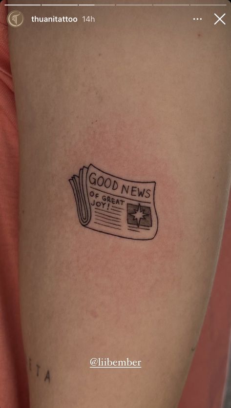 Small Cute Tattoo Ideas, Newspaper Tattoo, Ideas For Tattoos, Aesthetic Tattoo Ideas, Cute Tattoo Ideas, Unique Tattoo Ideas, 20 Aesthetic, Cute Tattoo, Small Ideas