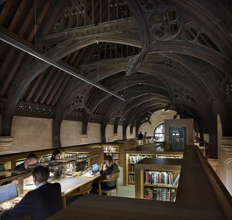 Magdalen College Library Library Ceiling, Oxford Logo, Magdalen College, Oxford Library, Tudor Court, Tree Plan, Architecture Logo, Old Library, College Library