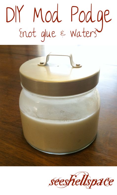 Home Made Modge Podge, Diy Mod Podge Recipe, Modge Podge Recipe, Homemade Mod Podge Recipe, Home Made Glue, Homemade Mod Podge, Diy Mod Podge, Homemade Paint, Mod Podge Crafts